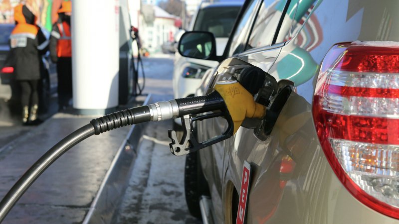 Минэнерго поддержало введение временных ограничений на экспорт бензина