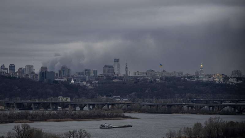 В пяти областях Украины объявили воздушную тревогу